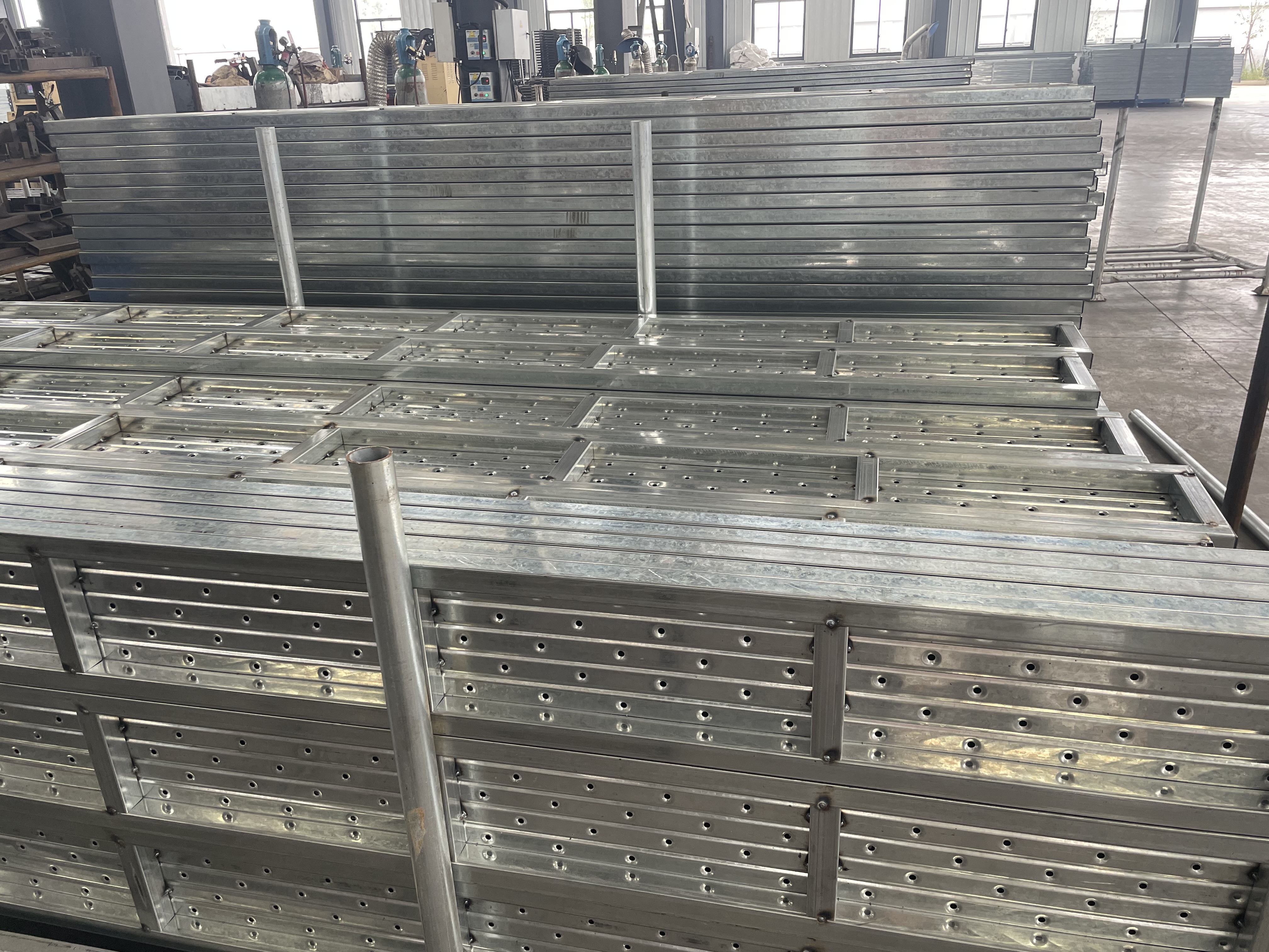 scaffolding steel plank Papan keluli perancah