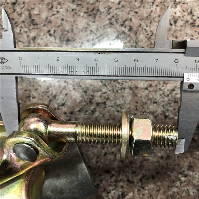 Show 05 swivel coupler ditekan 05