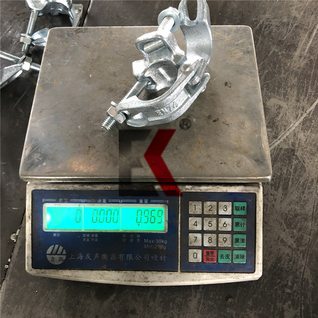 Drop coupler scaffolding berganda