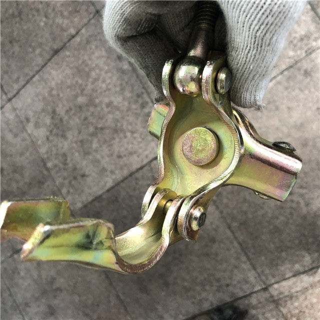 Show 08 swivel coupler ditekan 08