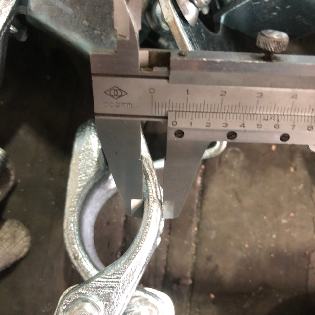 Lembaga Retaining Coupler