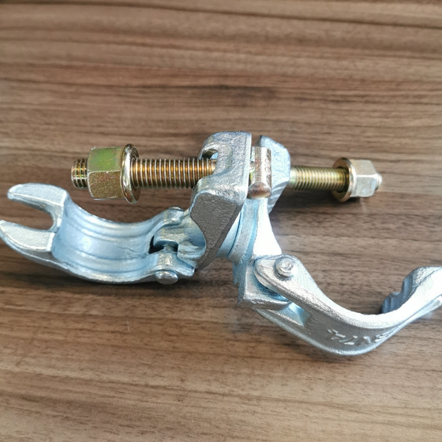 Perancah jenis cahaya drop swivel coupler