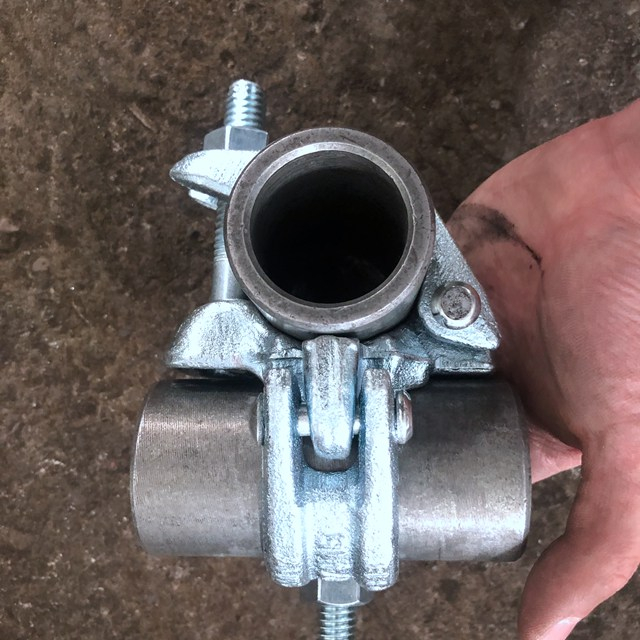 Perancah Galvanized Drop Double Coupler