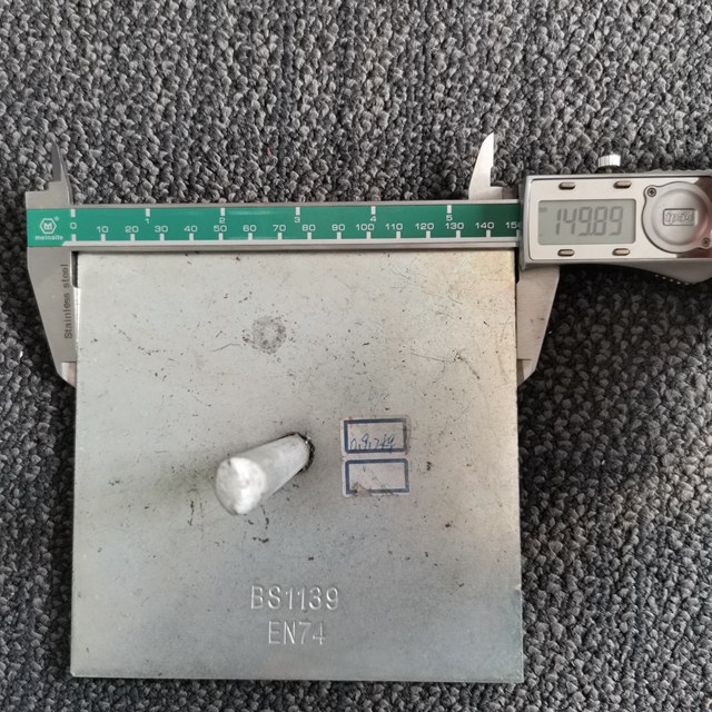 Plat asas bar bulat 18