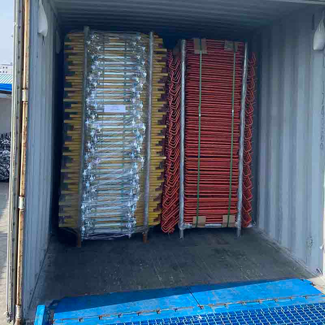 Pintu Perancah dan Perangkap Memuat