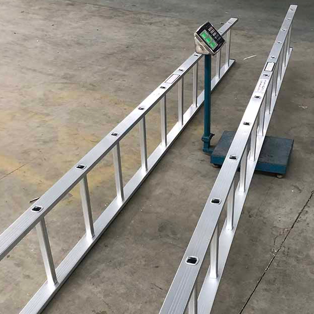 W390 perancah aluminium menegak