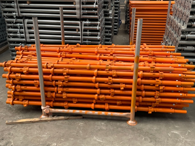 Standard perancah Cuplock