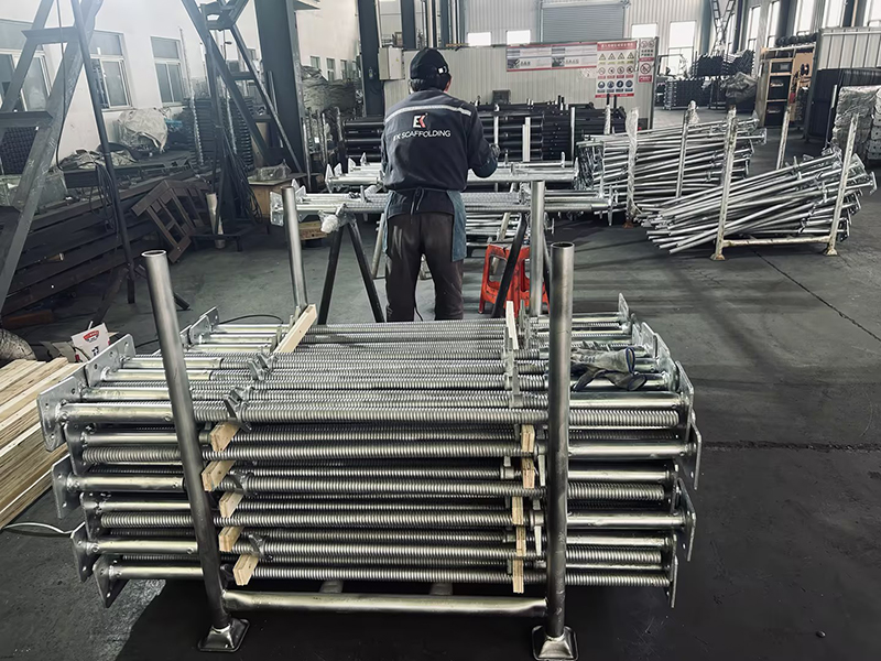 1.5M Scaffolding Leveling Jack Proses Pembuatan 