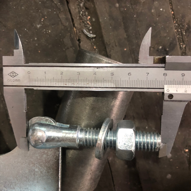 Lembaga Retaining Coupler