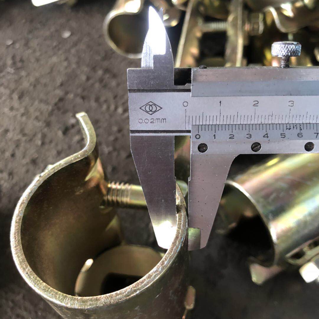 Coupler lengan yang ditekan