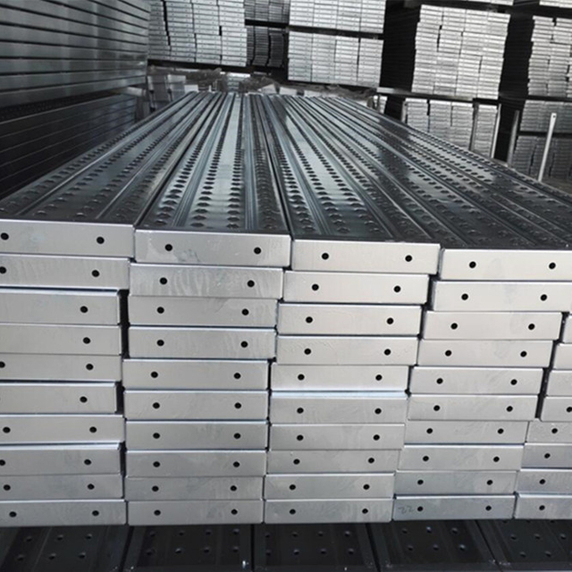 BS1139 Plank Steel Galvanized untuk Pembinaan 210*40mm