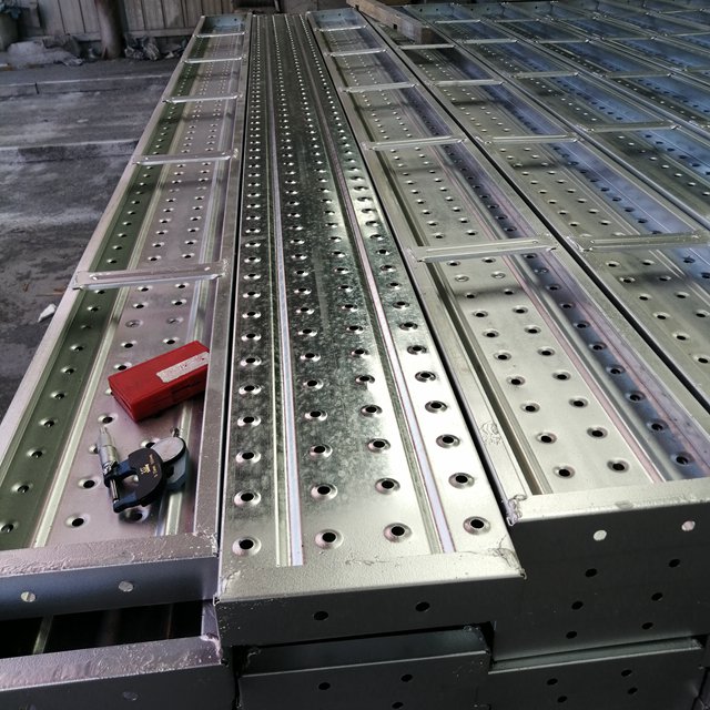 Galvanized Steel Scaffolding Walk Boards untuk Sistem