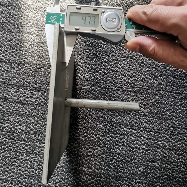 Plat asas bar bulat 17