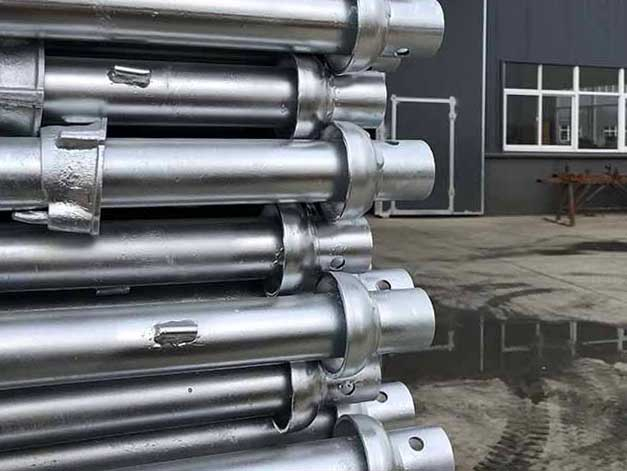 Standard perancah Cuplock