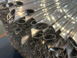 Komponen rasuk aluminium