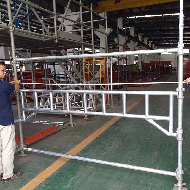 Cuplock menguatkan rasuk 11