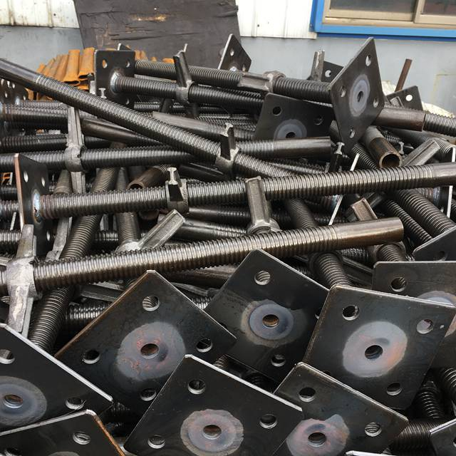 Jack asas skru scaffolding hitam 