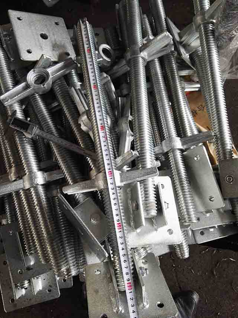 Skru Perancah Galvanized Jack Base Swivel