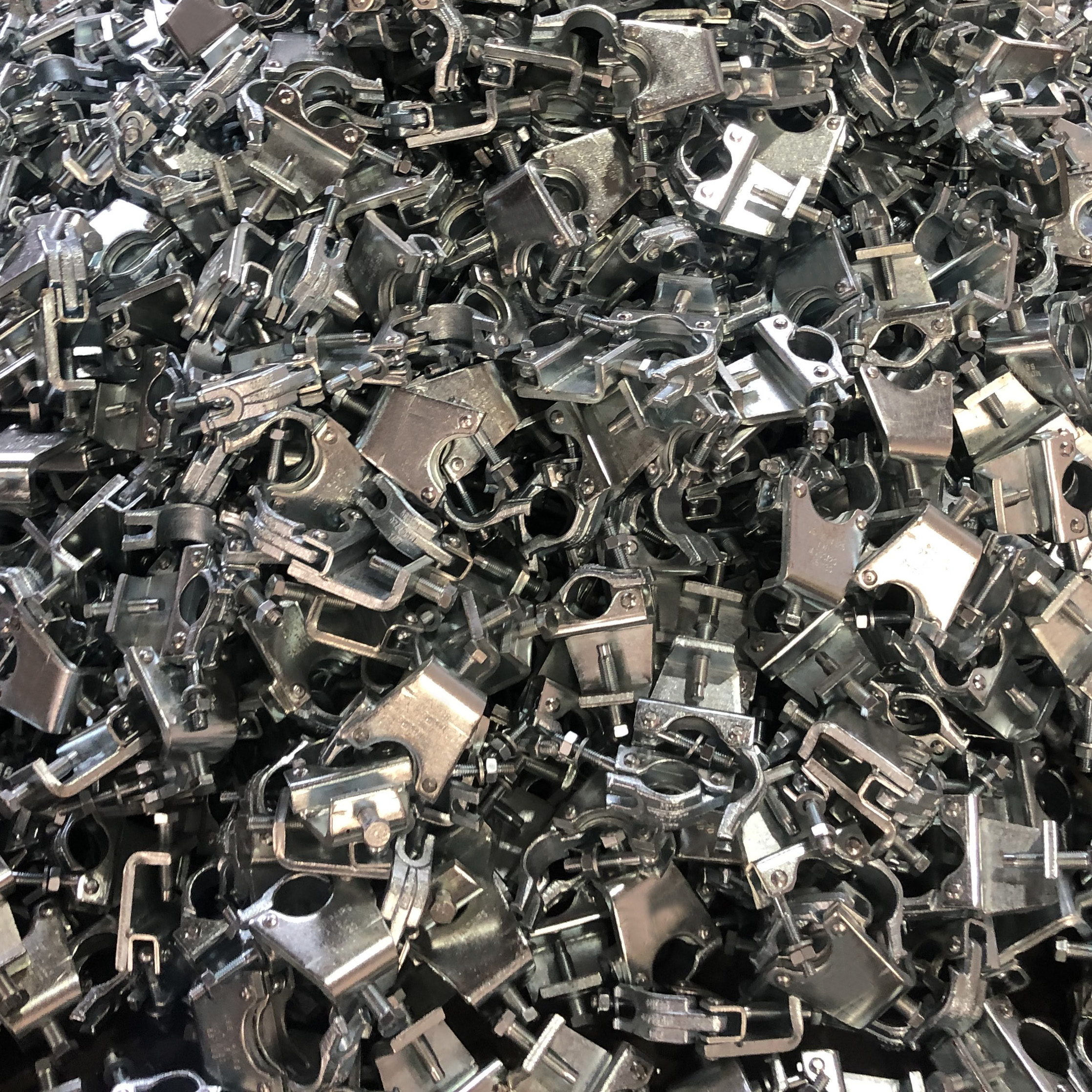 Drop coupler girder forged