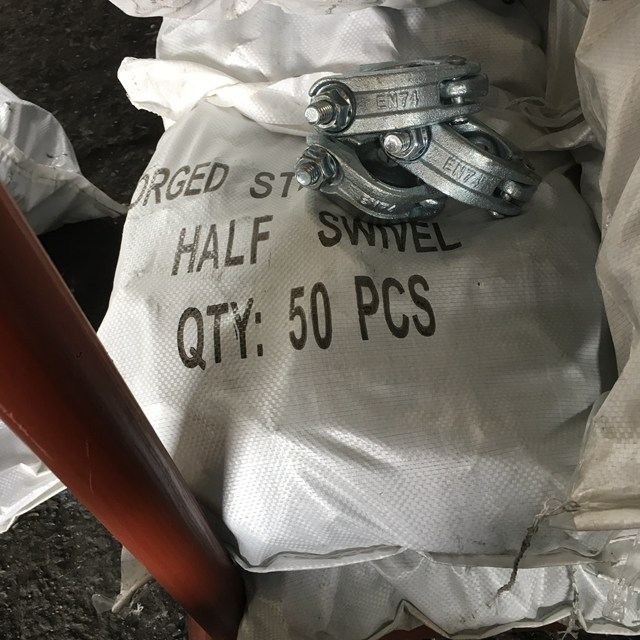 Drop scaffolding forged penyaduran separuh swivel coupler