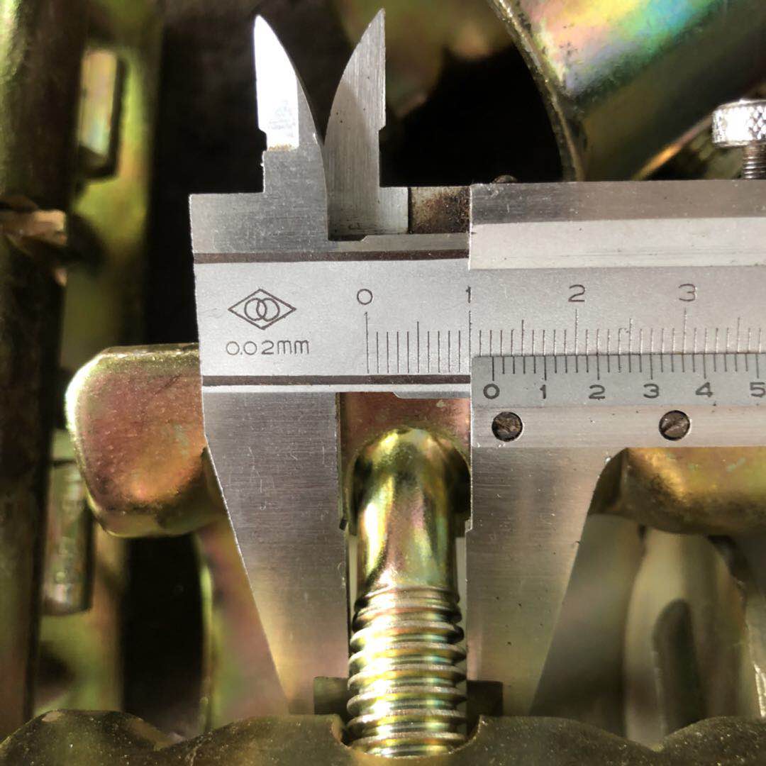 Coupler lengan yang ditekan