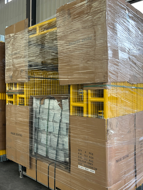 Walk Yellow melalui bingkai