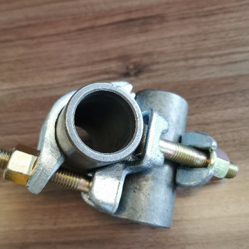 perancah sudut kanan