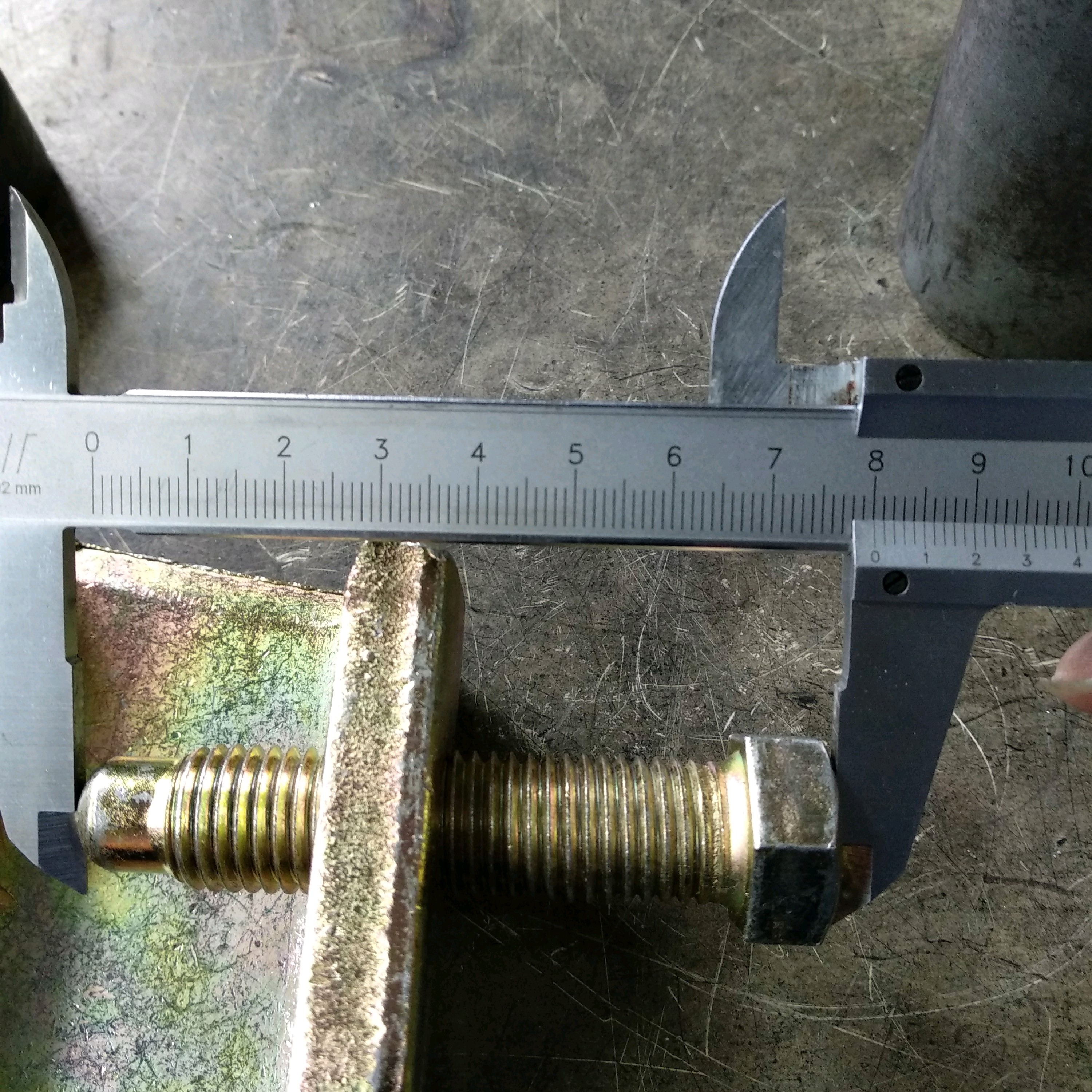 Drop coupler girder forged