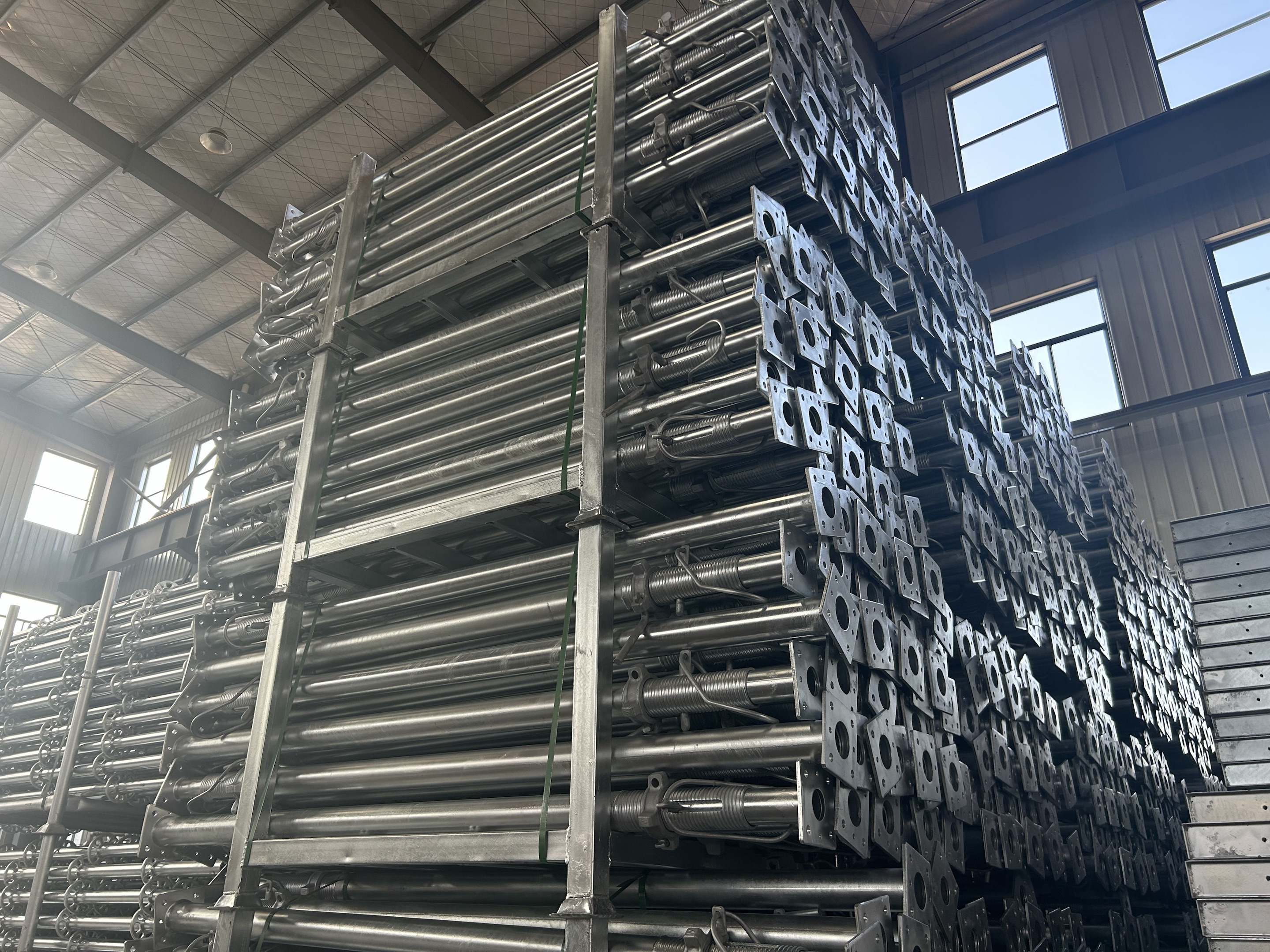 Alat peraga keluli tugas berat