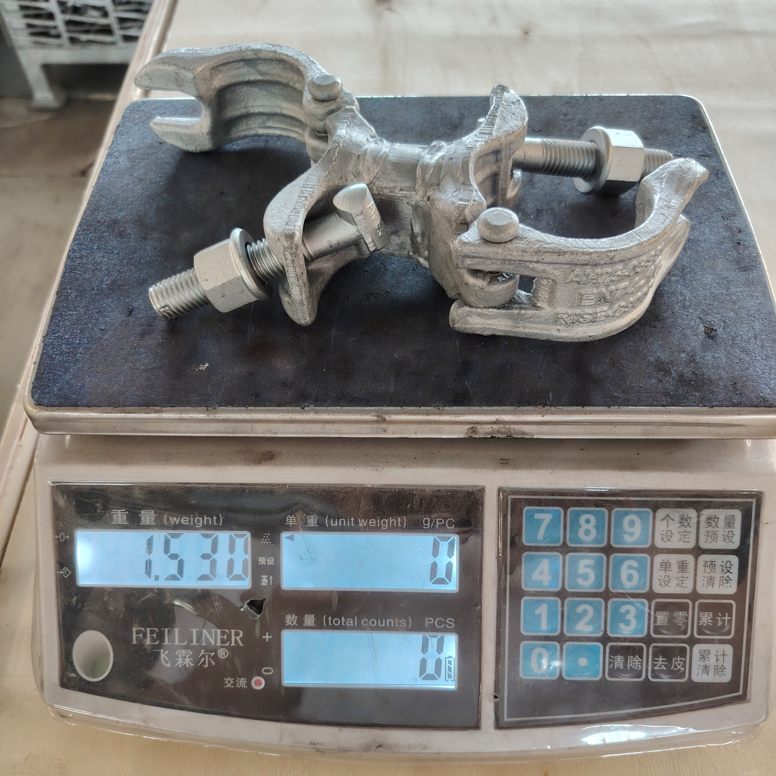 Pengganding Jarak - 98mm Pengapit Perancah berbentuk khas