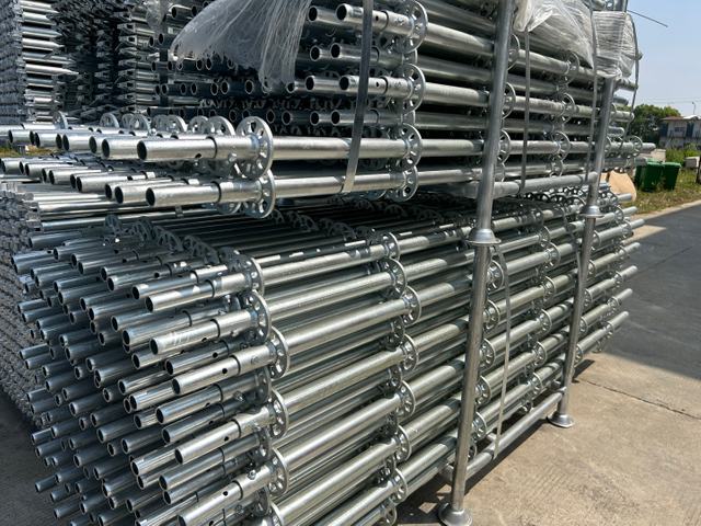 Standard perancah Ringlock