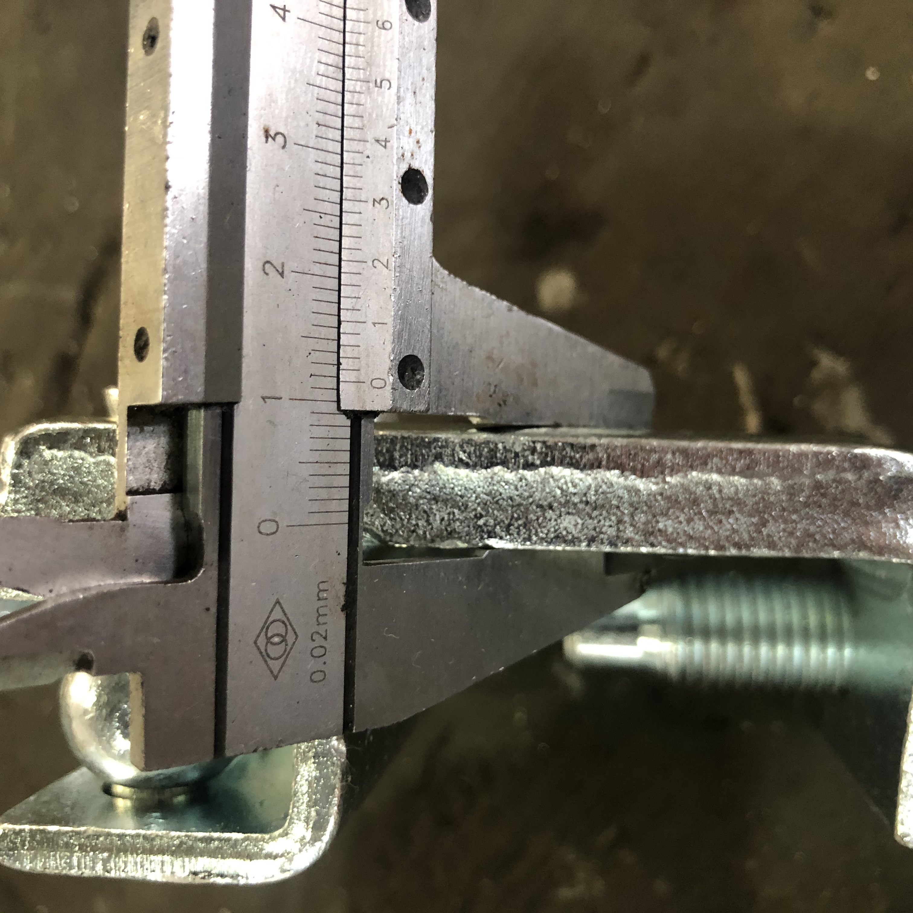 Drop coupler girder forged